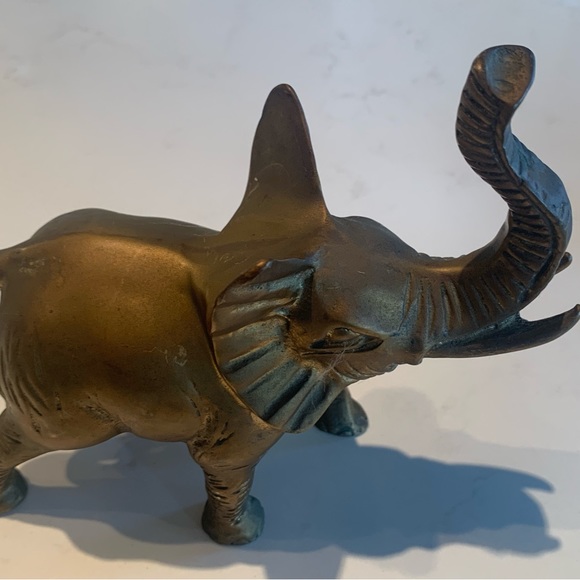 Vintage solid brass elephant - Picture 8 of 8
